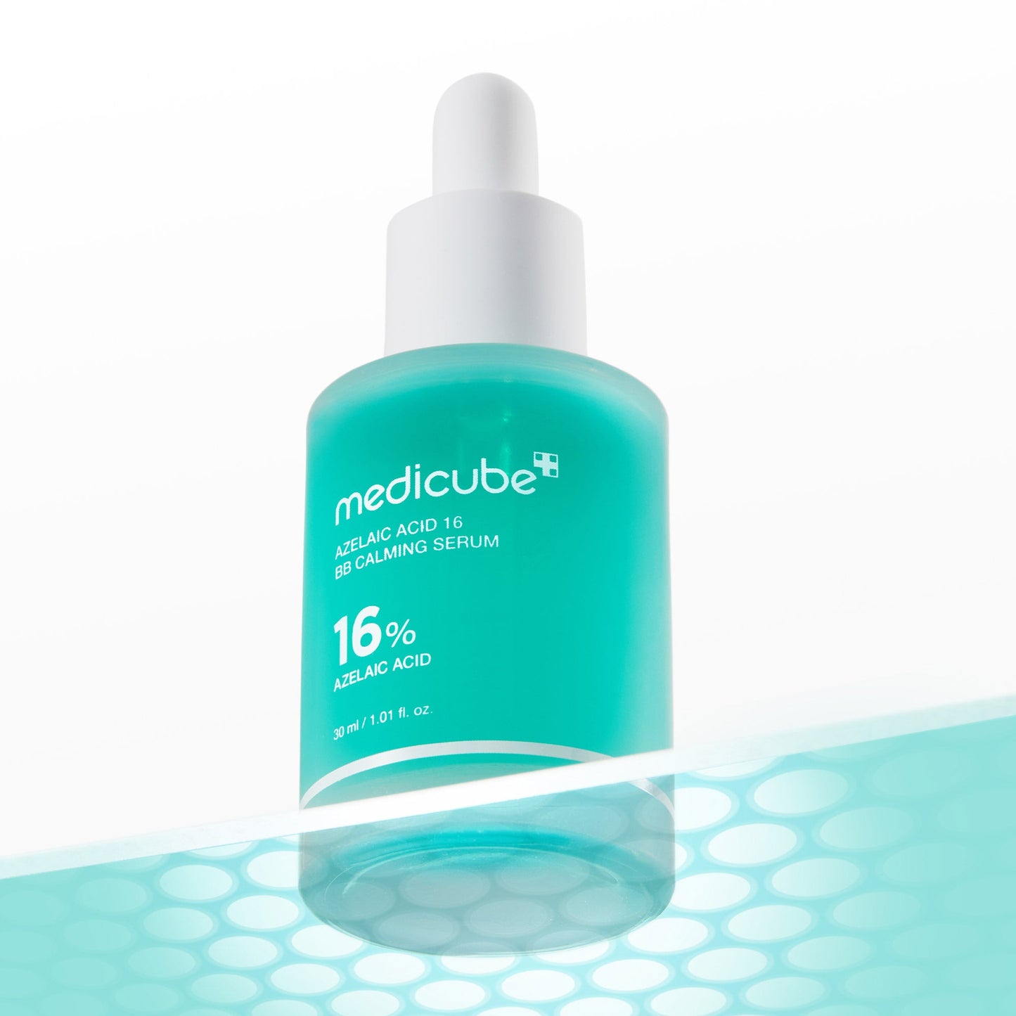 azelaic-acid-16-calming-serum-w0 01_b7a77460-867e-4b7c-b079-cfd94c5ff15c.jpg
